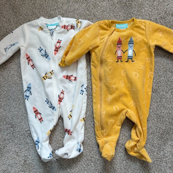 Pekkle Baby Fleece Footed Sleepers Crayons Crayola 3 months Unisex Colourful - Picture 2 of 9